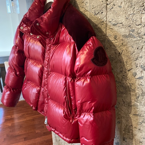 Moncler Genius Puffer in red -Like new - Picture 1 of 4